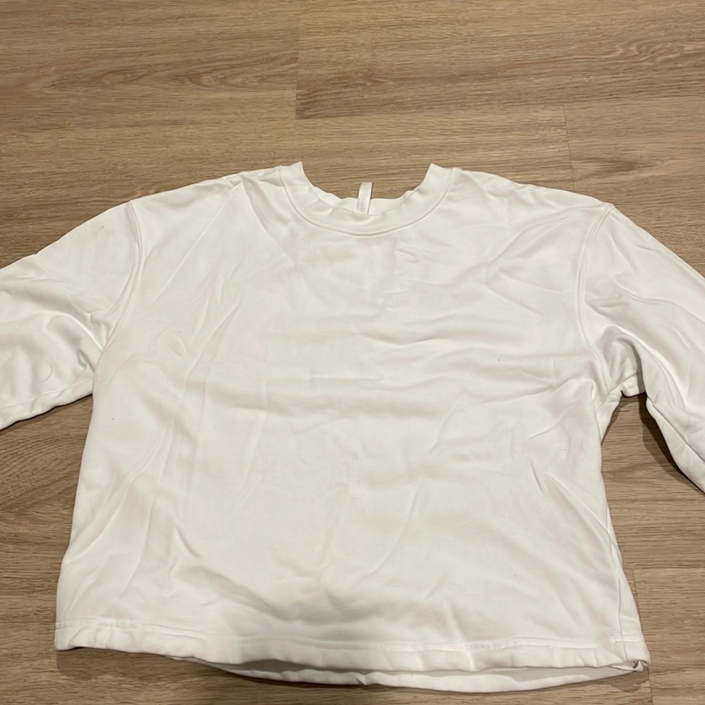 Fabletics - white crew neck